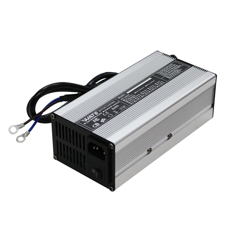 Ładowarka LiFePO4 58,4 V 12 A  – 84V 20A Smart Charger recenzja i cena